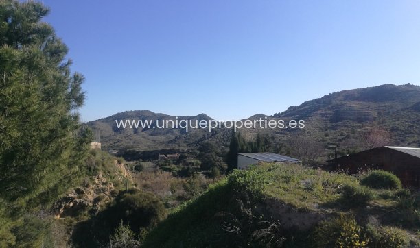 Resale - Cortijo -
Purchena