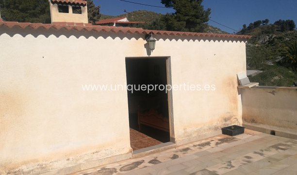 Resale - Cortijo -
Purchena