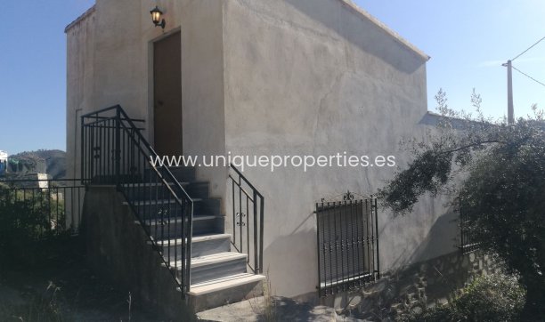 Resale - Cortijo -
Purchena