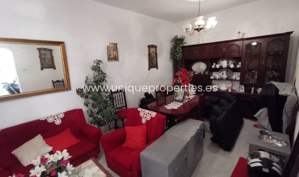 Resale - Village House -
Macael