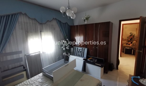 Resale - Village House -
Macael