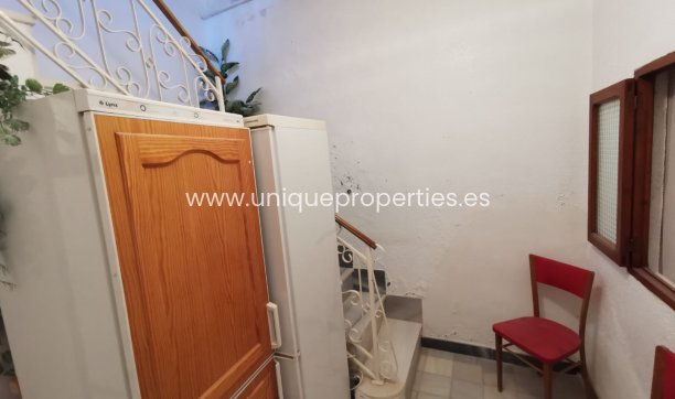 Resale - Village House -
Macael