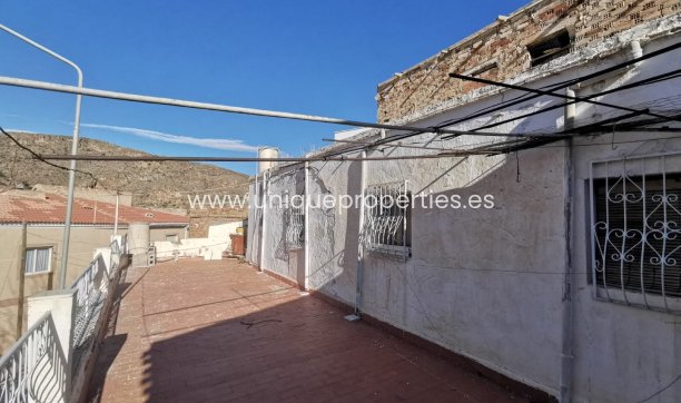 Resale - Village House -
Macael