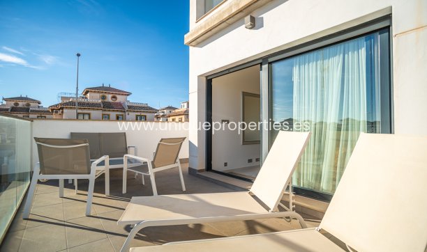 Resale - Villa -
Orihuela Costa - Lomas de Cabo Roig