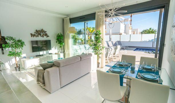 Resale - Villa -
Orihuela Costa - Lomas de Cabo Roig