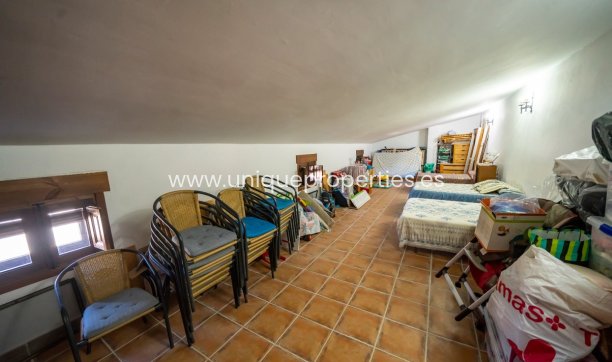 Resale - Cortijo -
Cantoria