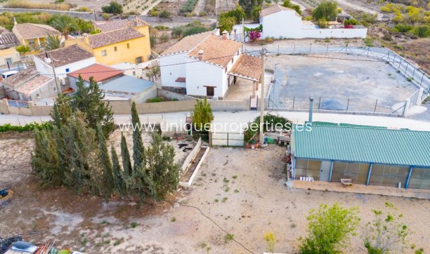 Resale - Cortijo -
Cantoria