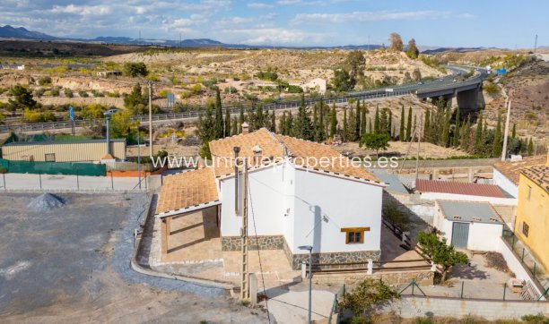 Resale - Cortijo -
Cantoria