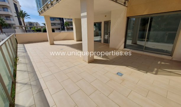 Resale - Apartment -
Orihuela Costa - Villamartin