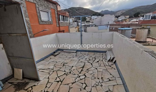 Herverkoop - Village House -
Macael