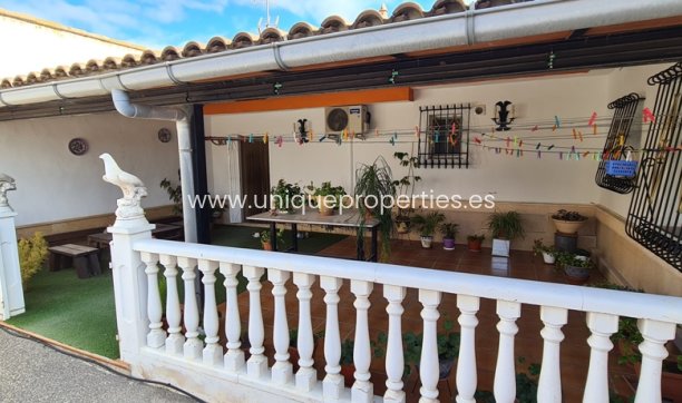 Resale - Villa -
Orihuela - La Matanza