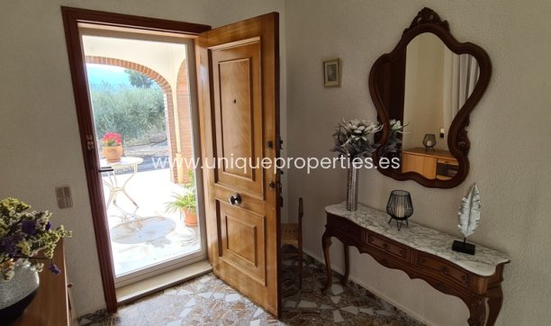 Resale - Villa -
Orihuela - La Matanza