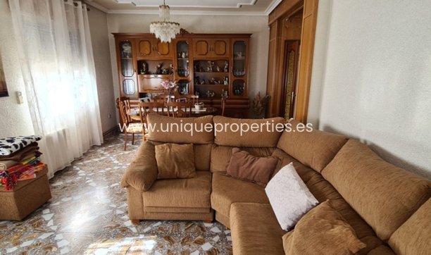 Resale - Villa -
Orihuela - La Matanza