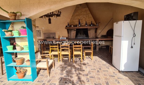 Resale - Villa -
Orihuela - La Matanza