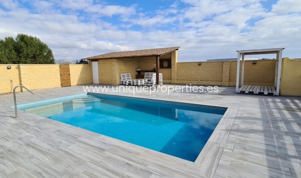 Resale - Villa -
Orihuela - La Matanza