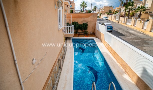 Resale - Villa -
San Miguel de Salinas - Blue Lagoon