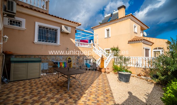 Resale - Villa -
San Miguel de Salinas - Blue Lagoon