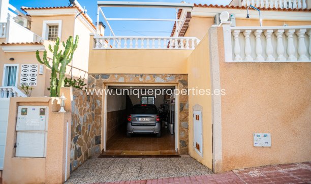 Resale - Villa -
San Miguel de Salinas - Blue Lagoon