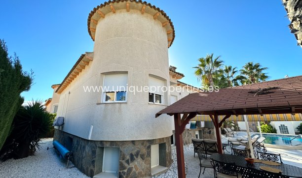 Resale - Villa -
Orihuela - Benferri