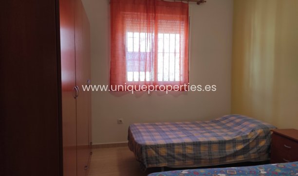 Reventa - Village House -
Tijola