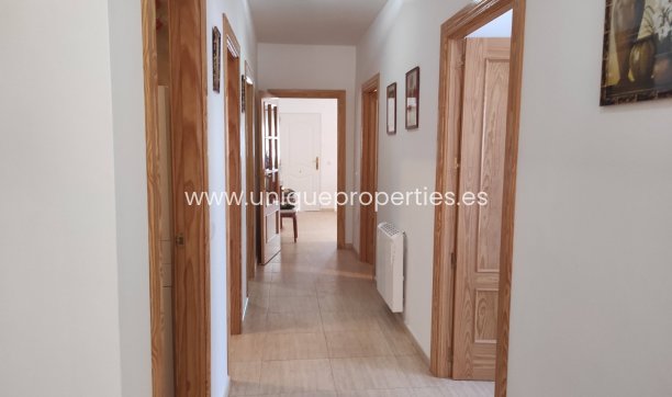 Reventa - Village House -
Tijola