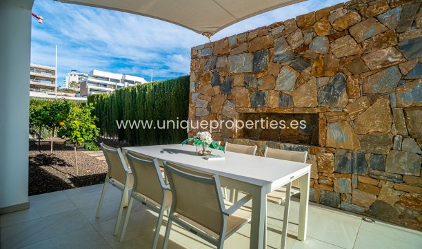 Resale - Villa -
Las Colinas - Las Colinas Golf Resort