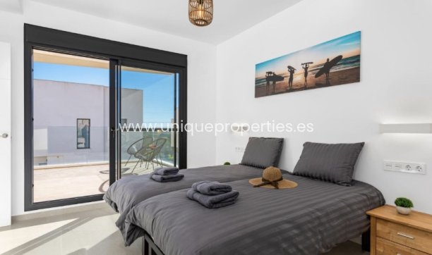 Herverkoop - Villa -
San Miguel de Salinas - Orihuela Costa