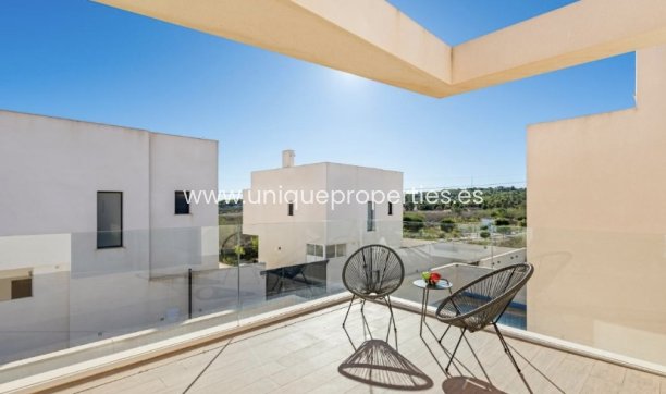 Herverkoop - Villa -
San Miguel de Salinas - Orihuela Costa