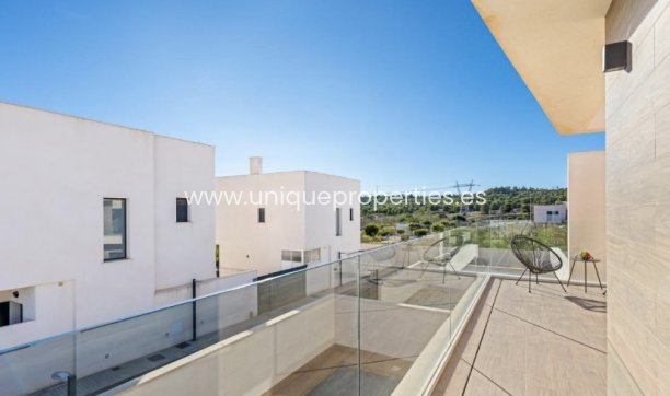 Herverkoop - Villa -
San Miguel de Salinas - Orihuela Costa