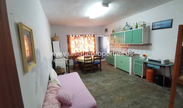 Reventa - Village House -
Cortes de Baza