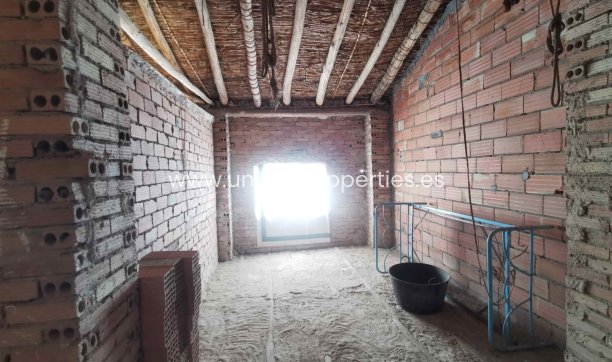 Reventa - Village House -
Cortes de Baza