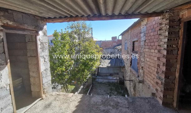 Reventa - Village House -
Cortes de Baza