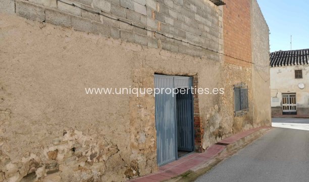 Reventa - Village House -
Cortes de Baza