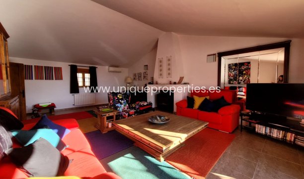 Resale - Villa -
Albox