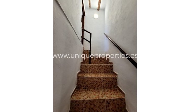 Resale - Villa -
Albox