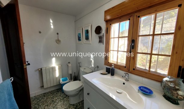 Resale - Villa -
Albox