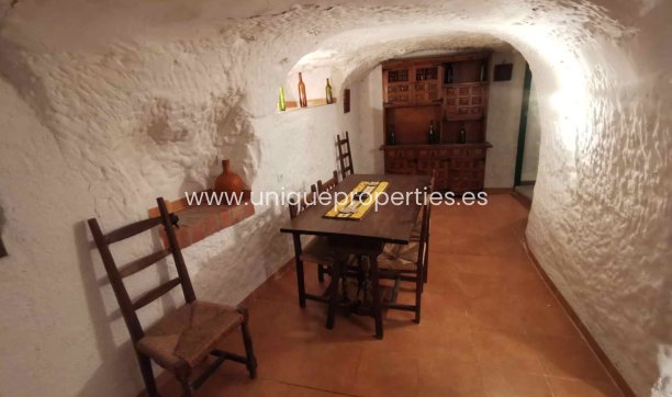 Revente - Cave House -
Cortes de Baza