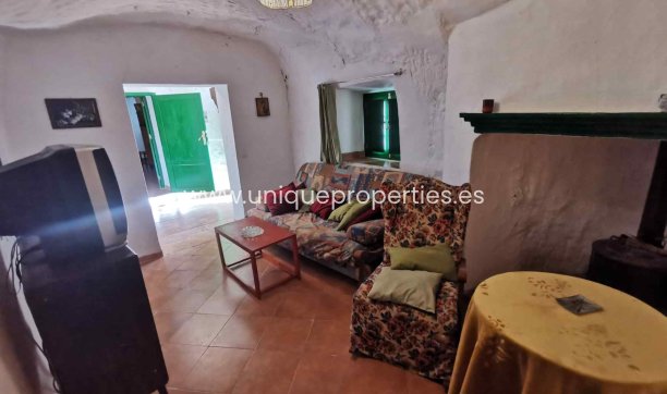 Revente - Cave House -
Cortes de Baza