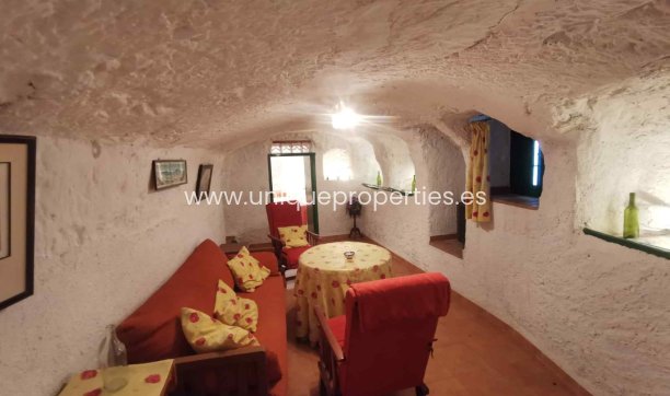 Revente - Cave House -
Cortes de Baza