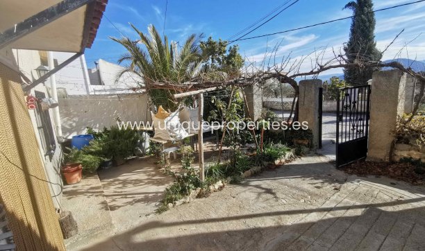 Resale - Cave House -
Cortes de Baza