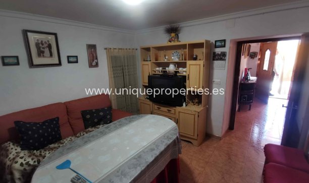 Resale - Cave House -
Cortes de Baza