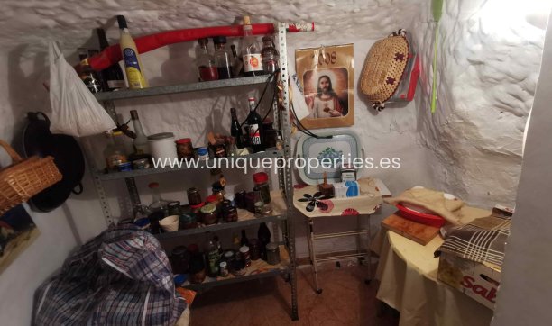 Resale - Cave House -
Cortes de Baza