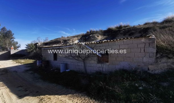 Resale - Cave House -
Cortes de Baza