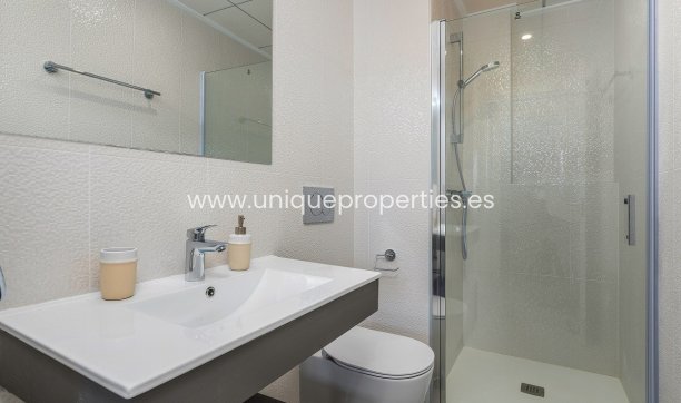 Resale - Apartment -
Orihuela Costa