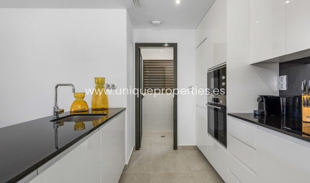 Resale - Apartment -
Orihuela Costa