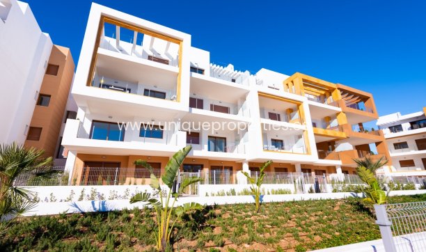 Herverkoop - Apartment -
Orihuela Costa