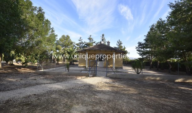 Reventa - Country Property/Finca -
La Matanza