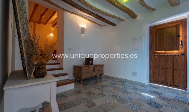 Revente - Village House -
Somontin