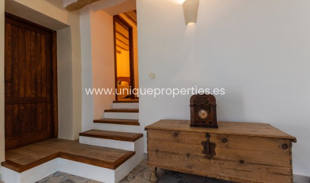 Revente - Village House -
Somontin