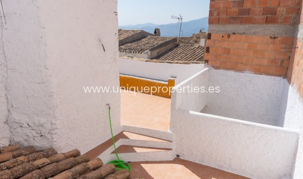 Revente - Village House -
Somontin